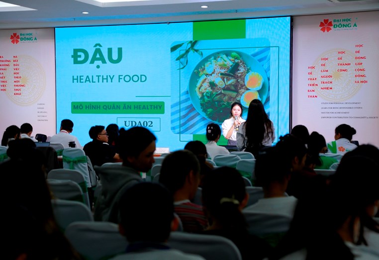 Những lượt phản biện “cực gắt” tại cuộc thi sinh viên Đông Á với ý tưởng khởi nghiệp